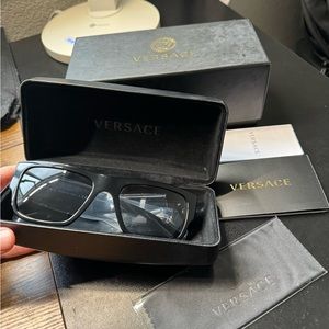 Authentic Versace Sunglasses (Brand new with tag & box) Retails $278+tax
